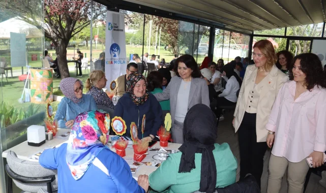 İzmit'te özel gereksinimli bireyler aileleriyle buluştu