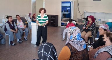 Kadın sağlığı seminerleri İzmir genelinde yaygınlaşıyor