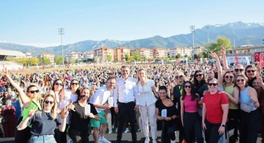 Kadınların ritmi Denizli'ye enerji kattı