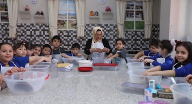KAYMEK'ten minik şeflere 'tatlı' atölye