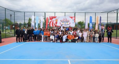 Kayseri Büyükşehir'den 19 Mayıs'a yakışan tenis turnuvası