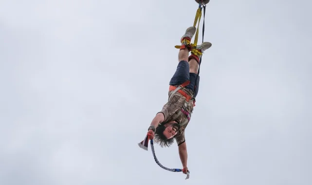 Kocaeli'de bungee jumping ile adrenalinli dakikalar