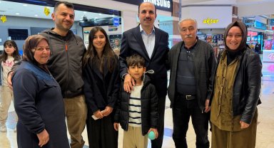 Konya'da Başkan Altay AVM'de esnaf ve vatandaşlarla buluştu