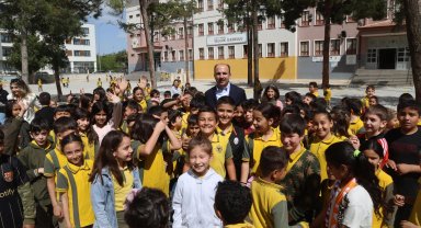 Konya'da Başkan Altay'dan okuluna nostaljik ziyaret