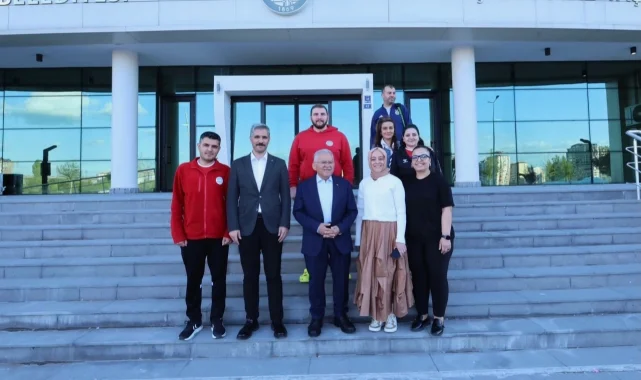 Köşk Sosyal Yaşam Merkezi Başkan Büyükkılıç'ı ağırladı