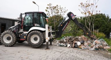 Maltepe'nin mahallelerinde bahar temizliği