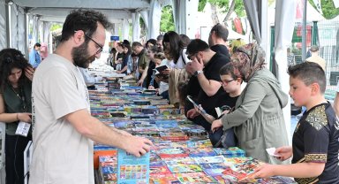 Manisa Kitap Fuarı'nda edebiyat şöleni