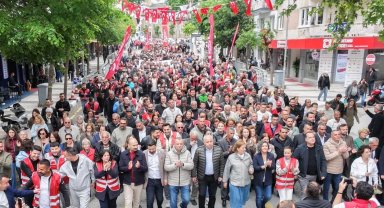 Manisa'da Başkan Dutlulu emekçilerle omuz omuzaydı