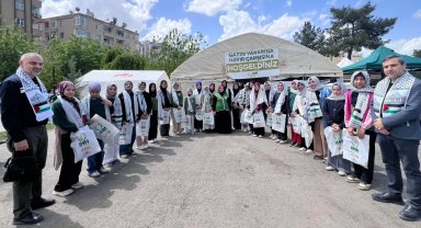 Mardin'de başörtüsü takmaya başlayan öğrencilere anlamlı destek