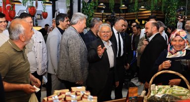 Memduh Büyükkılıç'tan Çarşı Melikgazi'ye ziyaret