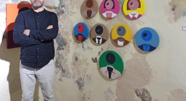Metin Özgör'ün "Ne Yerde Ne Gökte" Sergisi Mardin'de açıldı