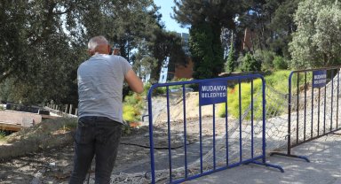 Mudanya Yeni Mahalle'de toprak kayması!