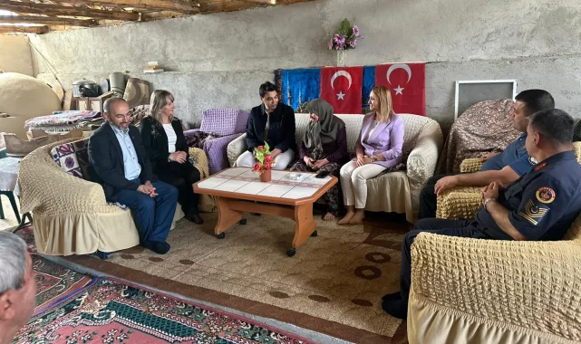 Refiye Anne bayramda yalnız kalmadı