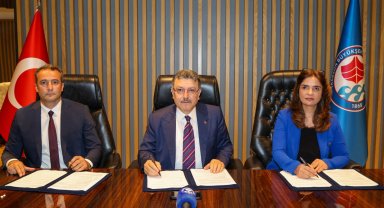Trabzon Büyükşehir'den Gümüşhane'ye kültürel destek