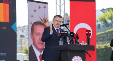Trabzon'da Akçaabat Yarı Olimpik Yüzme Havuzu açıldı