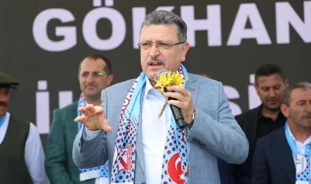 Trabzon'da Başkan Genç'ten şenlikte yol müjdesi