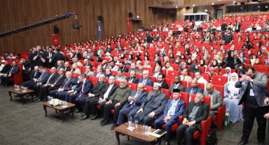 Yabancı akademisyenler bu sempozyumda buluştu