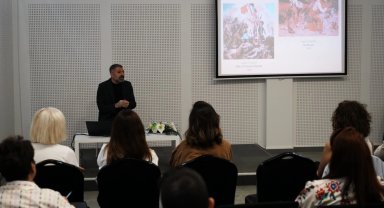 Yaşar'dan Seka Sanat İhtisas Merkezi'ne büyük övgü
