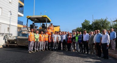 Antalya Yeniköy'de asfalt çalışmaları başladı