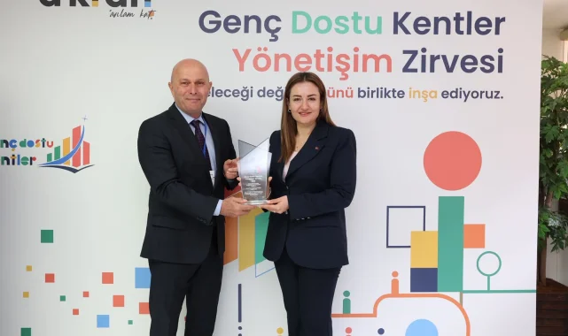 Antalya'ya 'Genç Dostu Kent' ödülü