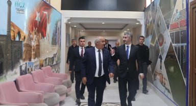Bakan Yardımcısı Tarıkdaroğlu Aziziye'de