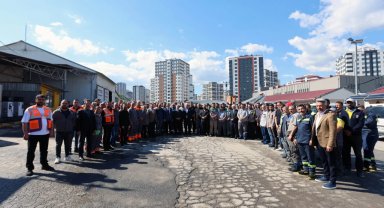 Bayram kahramanlarına Mustafa Yalçın'dan teşekkür