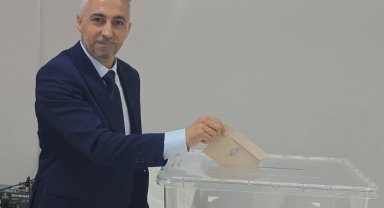 Bursa Gemlik'te Kent Konseyi Sedat Akkuş ile devam