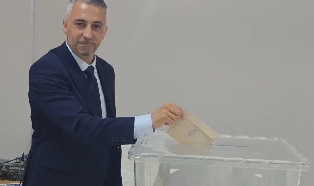 Bursa Gemlik'te Kent Konseyi Sedat Akkuş ile devam