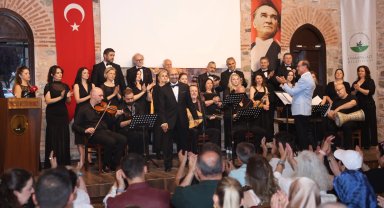 Bursa Osmangazi'de Türk Sanat Müziği rüzgarı esti