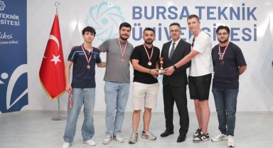 Bursa Teknik'te sporun kazananları ödüllerine kavuştu