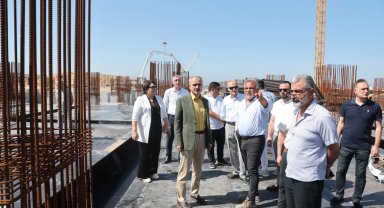 Çayırova Devlet Hastanesi inşaatına yakın mercek
