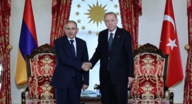 Cumhurbaşkanı Erdoğan, Paşinyan ile görüştü