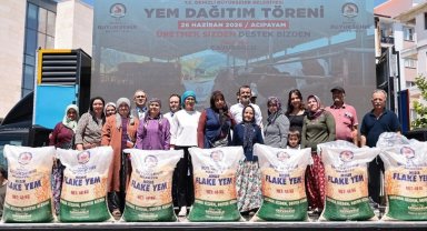 Denizli'de yetiştiriciye yem desteği devam ediyor
