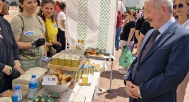 Edirne Keşan'da Raşit Efendi İlkokulu'nda çifte coşku