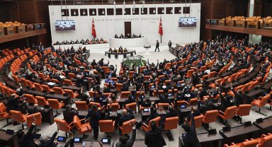 Emniyet, basın ve vergi düzenlemelerini içeren kanun teklifi yasalaştı