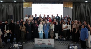 Girişimci Kadınlar Bursa'da dijital ticaretle buluştu