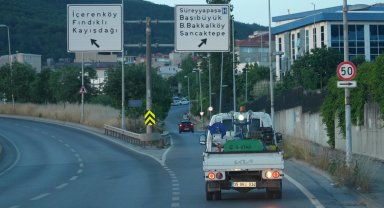 İstanbul Maltepe'de sokak ilaçlamaları sürüyor