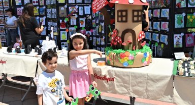 İzmir Bornova'da miniklerin büyük sergisi