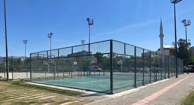 İzmir Bostanlı Sahili'ne yeni padel kortlar geliyor