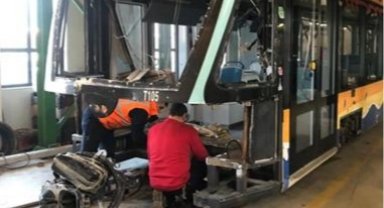 İzmir Metro araçlarını kendi gücüyle yeniliyor