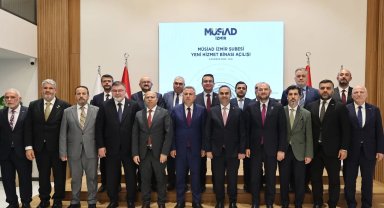 İzmir'de iş dünyası buluşması gerçekleştirildi