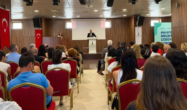 İzmir'in evde bakım modeli masaya yatırıldı