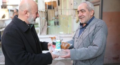 Kayseri Kocasinan'dan evlere sıcak yemek servisi