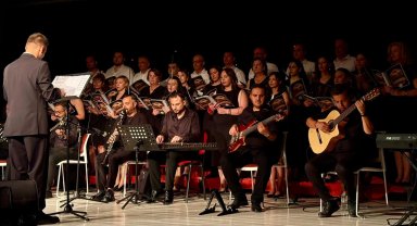 Keşanlı öğretmenlerden kültür ve sanat dolu gece