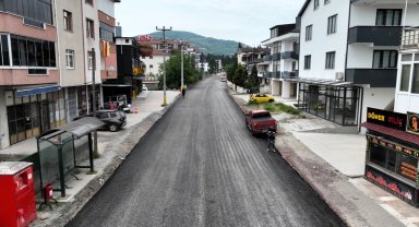 Kocaeli Büyükşehir'den Gölcük'te asfalt yenileme