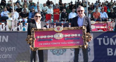 Kocaeli'de başpehlivan altın kemeri Feyzullah Aktürk'ün oldu