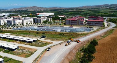 Malatya'da yol açma çalışmaları sürüyor