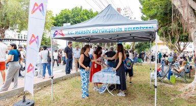 Mersin Büyükşehir öğrencileri ve ailelerini LGS günü de yalnız bırakmadı
