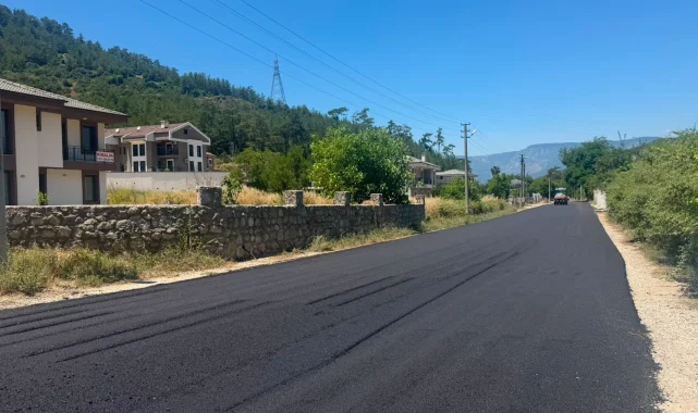 Muğla Marmaris'te yol çalışmaları sürüyor