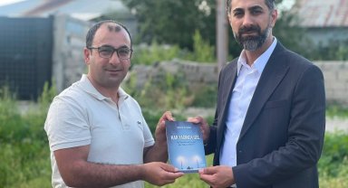 Ömer Tahtalı'dan Barış Özmen'in şiir kitabına destek